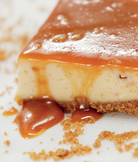 Peanut butter cheesecake with a caramel topping