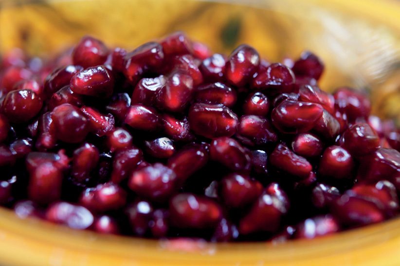 Fresh pomegranate kernels
